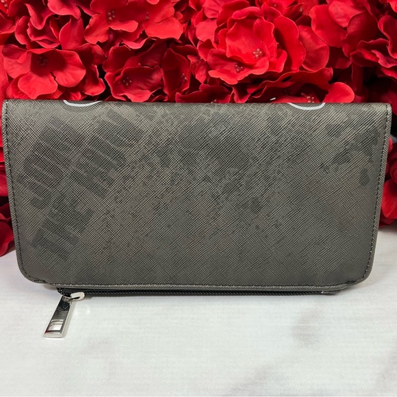 Supernatural 1967 Chevy Impala Charcoal Gray Clutch Wallet - Picture 13 of 16